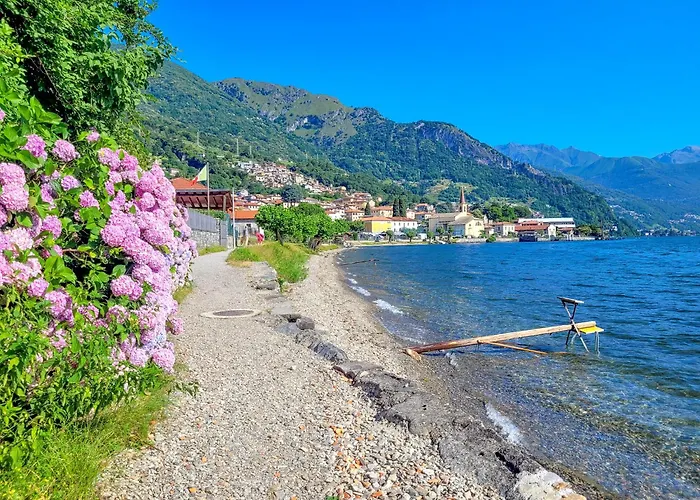 Riva Di Pianello Balkon-ferienwohnung Am Appartement Pianello Del Lario