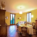 Riva Di Pianello Balkon-ferienwohnung Am * Pianello Del Lario